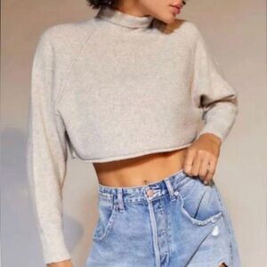 Urban Outfitters Light Grey Turtleneck Cropped Sweater